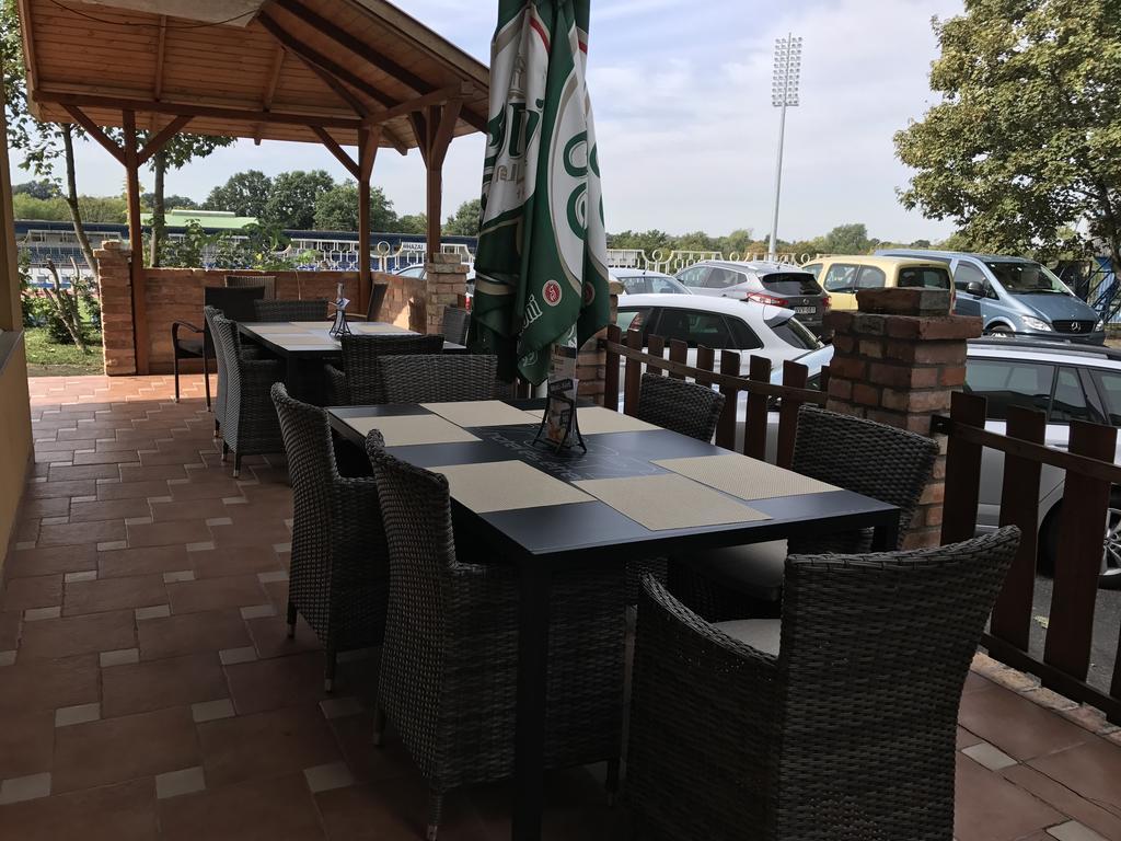 Sport Hotel Tatabánya المظهر الخارجي الصورة